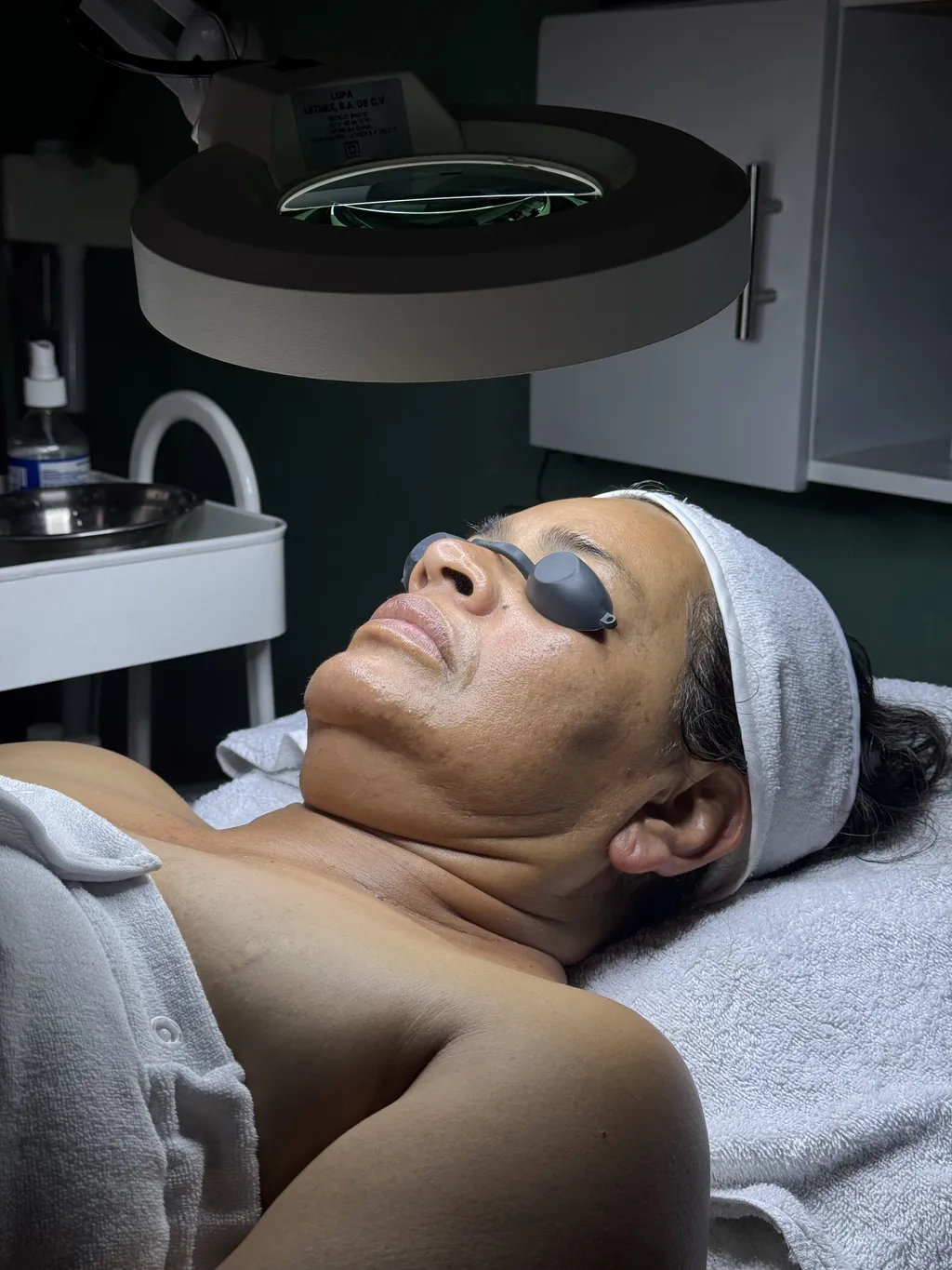 Cabina de masajes con iluminacion calida en Energia Vital Spa Irapuato